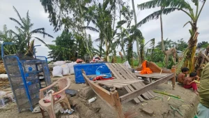 কালবৈশাখীর তাণ্ডবে পাঁচ শতাধিক ঘরবাড়ি বিধ্বস্ত
