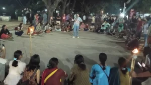 জাবিতে ধর্ষণচেষ্টার পর এবার ছাত্রীকে হেনস্তা, প্রতিবাদে শিক্ষার্থীদের বিক্ষোভ