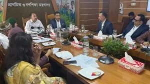 পাইলট কার্যক্রম: প্রথম ধাপে বিনামূল্যে জুতা পাবে ১ লাখ প্রাথমিক শিক্ষার্থী