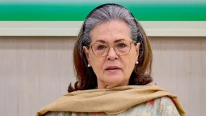 হাসপাতালে ভর্তি সাবেক কংগ্রেস সভাপতি সোনিয়া গান্ধী