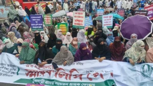 ইসলামী ব্যাংকের নতুন চেয়ারম্যানের পদত্যাগের দাবিতে স্মারকলিপি দিতে অর্থ মন্ত্রণালয়ে আন্দোলনকারীরা