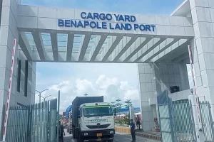 ছুটি কাটিয়ে বেনাপোল স্থলবন্দরে আমদানি-রফতানি শুরু